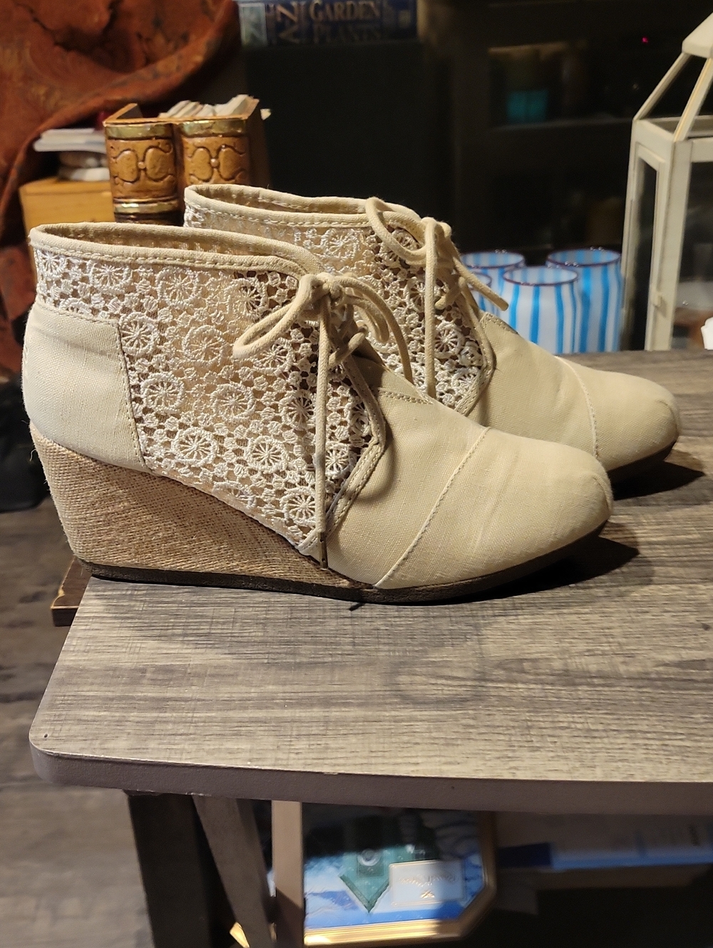Bobs Ankle Boots High Notes/ Gem Sz.8.5 EUC Floral Linen/ Lace